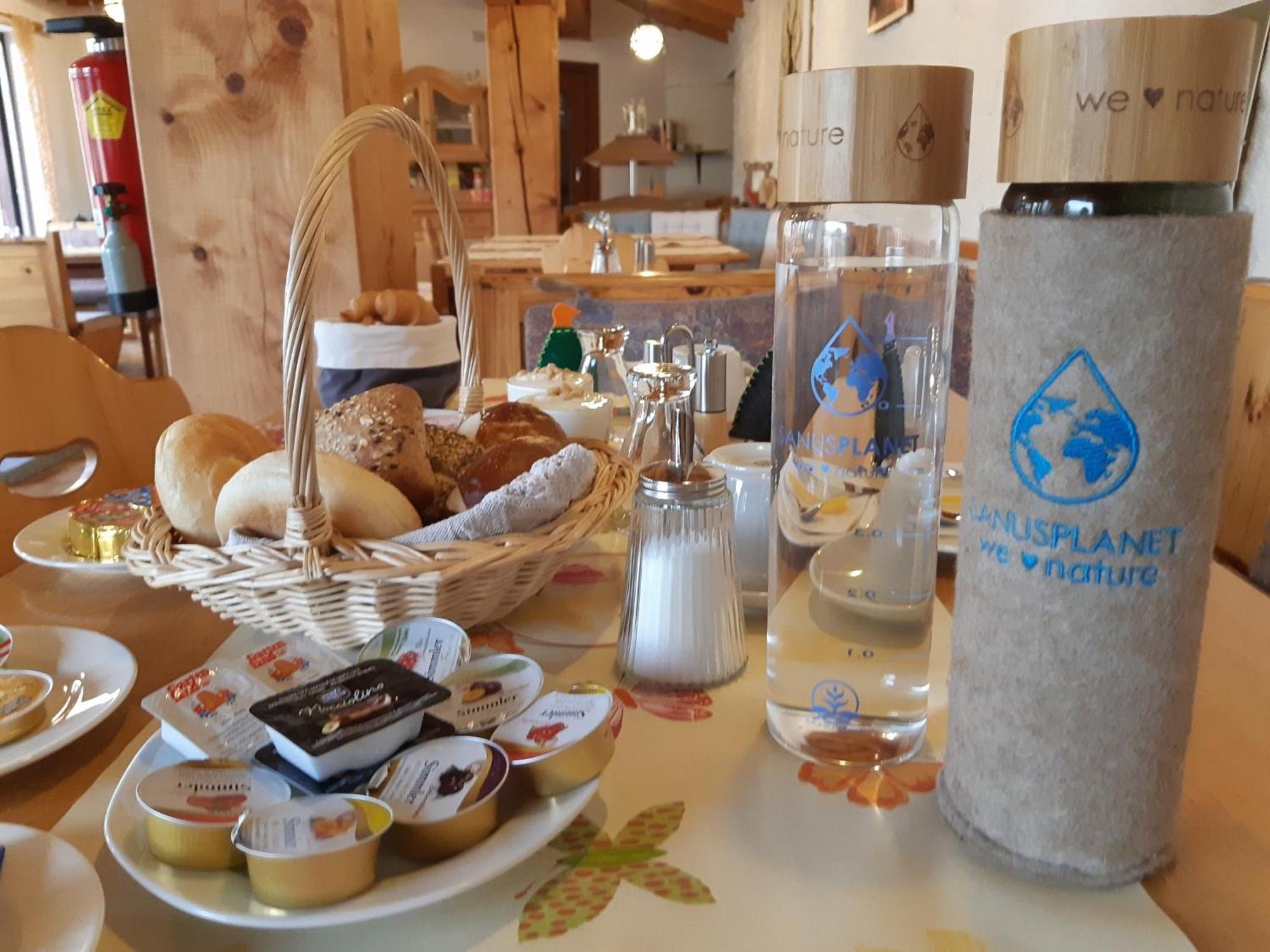 App 1 - Farbennest Mit Fruehstueck Teekueche, Sommerbergbahnen Inkl Tannheim Luaran gambar