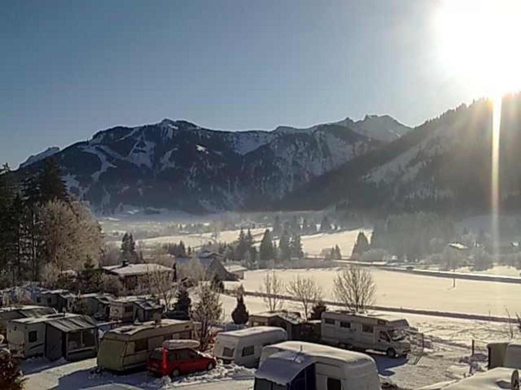 App 1 - Farbennest Mit Fruehstueck Teekueche, Sommerbergbahnen Inkl Tannheim Luaran gambar